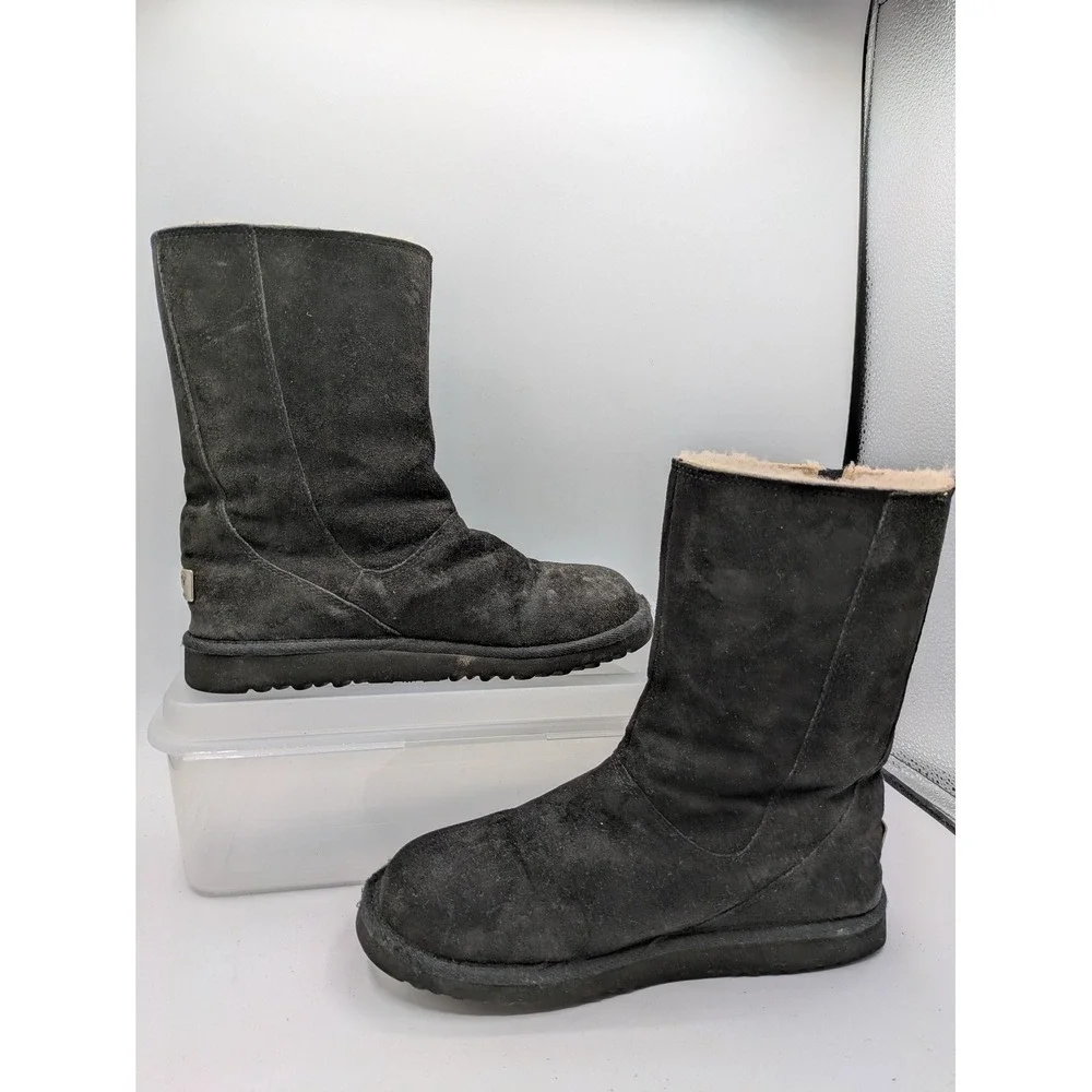 UGG Australia Boots Kids Size 4 Black Suede Shearling Zip Mid Calf Winter